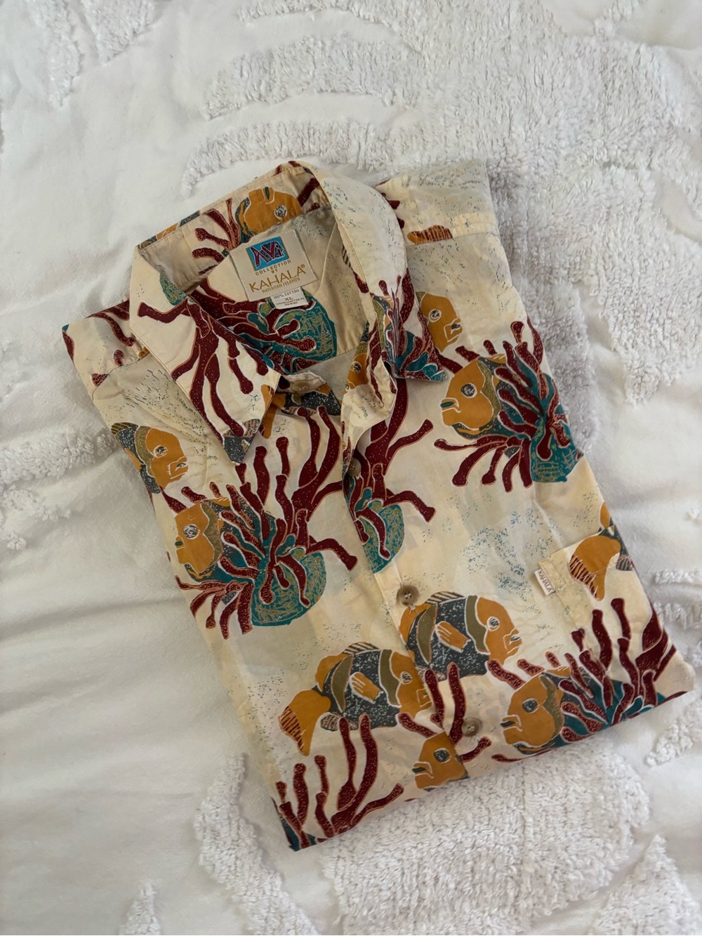 Kahala Tropical Fish Print Aloha Shirt - Picture 15 of 15